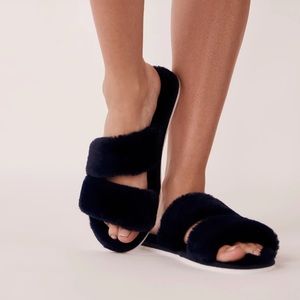 NWT Plush Slippers
